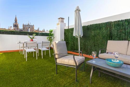 Genteel Home Arfe Terrace — 4-Star Luxury Hotel in Sevilla, Spain