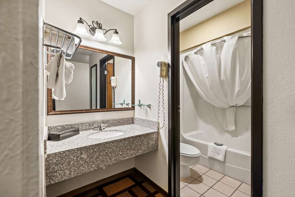 Best Western Tower West Lodge - photo 45