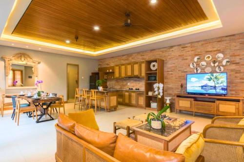 Shanum 1 BR Pool Villa — 4-Star Luxury Hotel in Bali, Indonesia