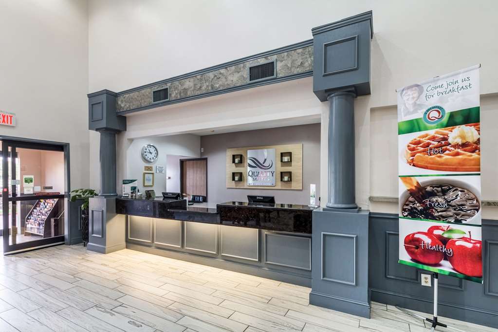 Quality Suites Burleson Ft. Worth - photo 6