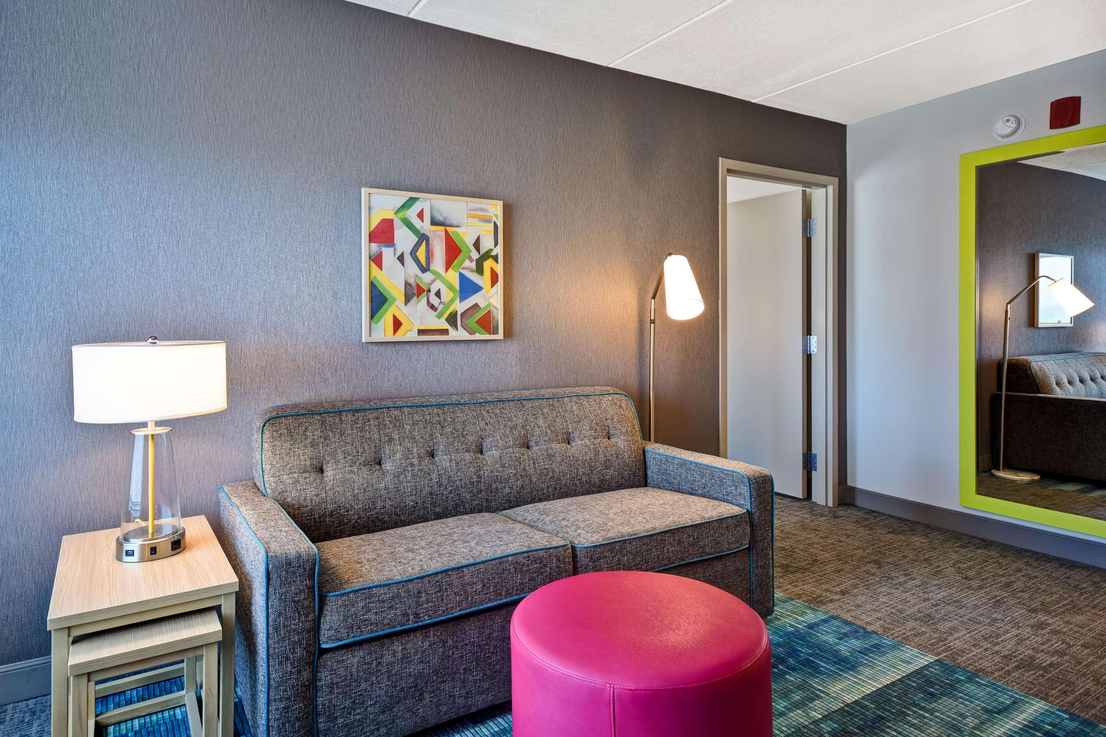 Home2 Suites by Hilton Bloomington Normal - photo 19