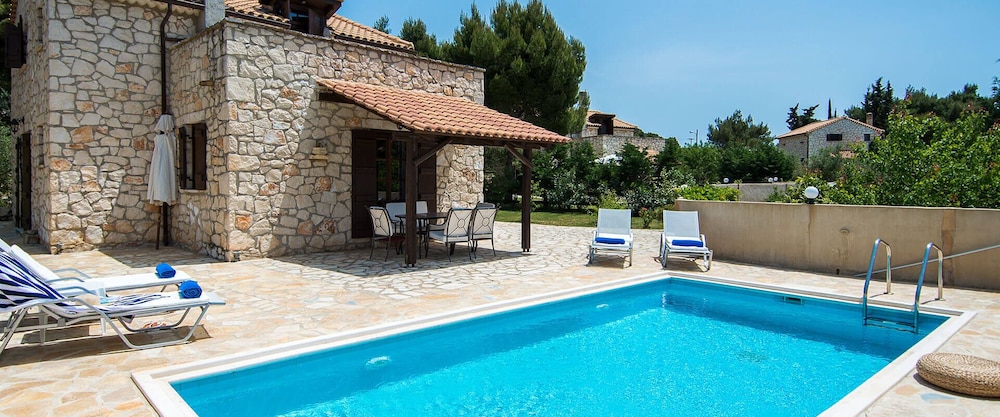 Boschetto Holiday Village in Zakynthos, Greece