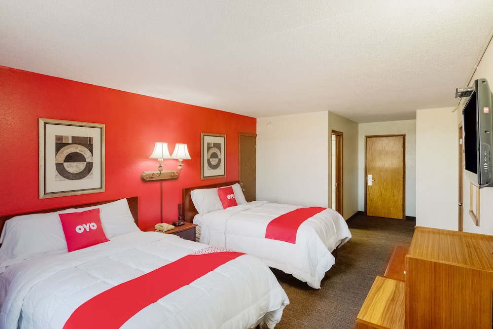 OYO Hotel Morton East Peoria I 74 - photo 9