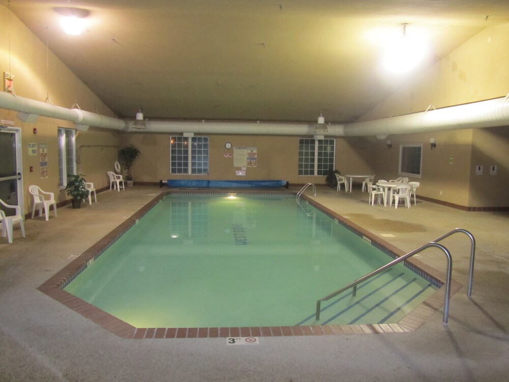 Park View Inn & Suites and Conference Center - photo 20