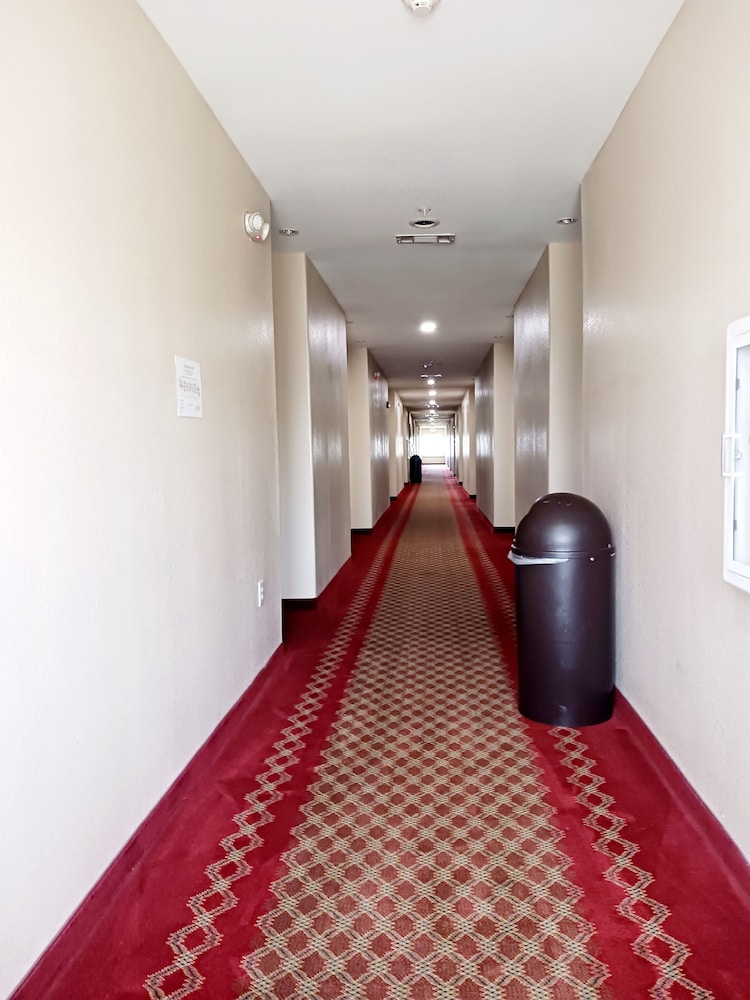 Yorktown Inn And Suites - photo 99