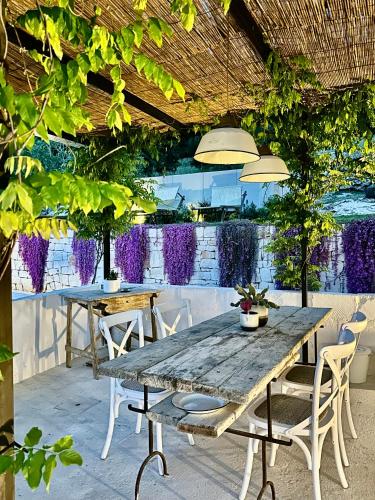 Torretta Le Feritoie piscina e terrazza vista mare — carbon neutral stay, Fasano