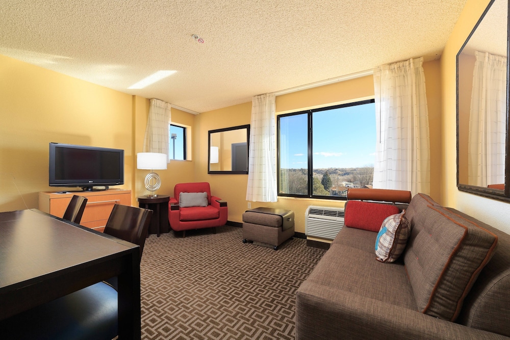 TownePlace Suites by Marriott Farmington - photo 9