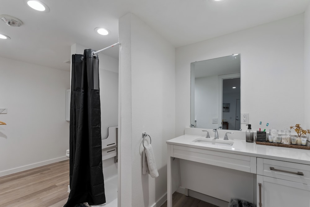 Extended Stay Gun Barrel City - photo 34