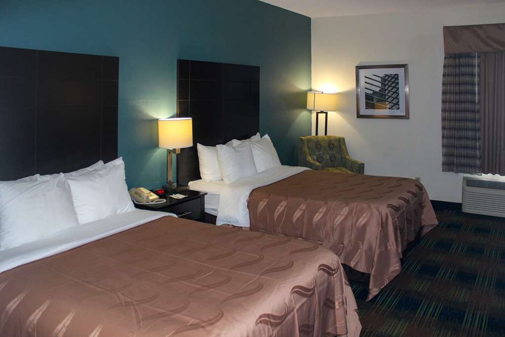 Quality Inn North Vernon near Hwy 50 - photo 11