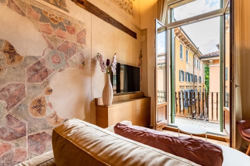 Dimore Verona Palazzo San Giorgio Apartments — 4-Star Luxury Hotel in Verona, Italy