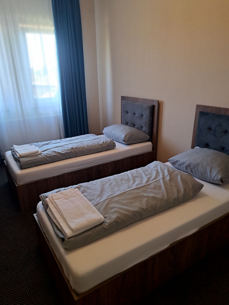Blue Hotel - carbon neutral hotel in Augsburg