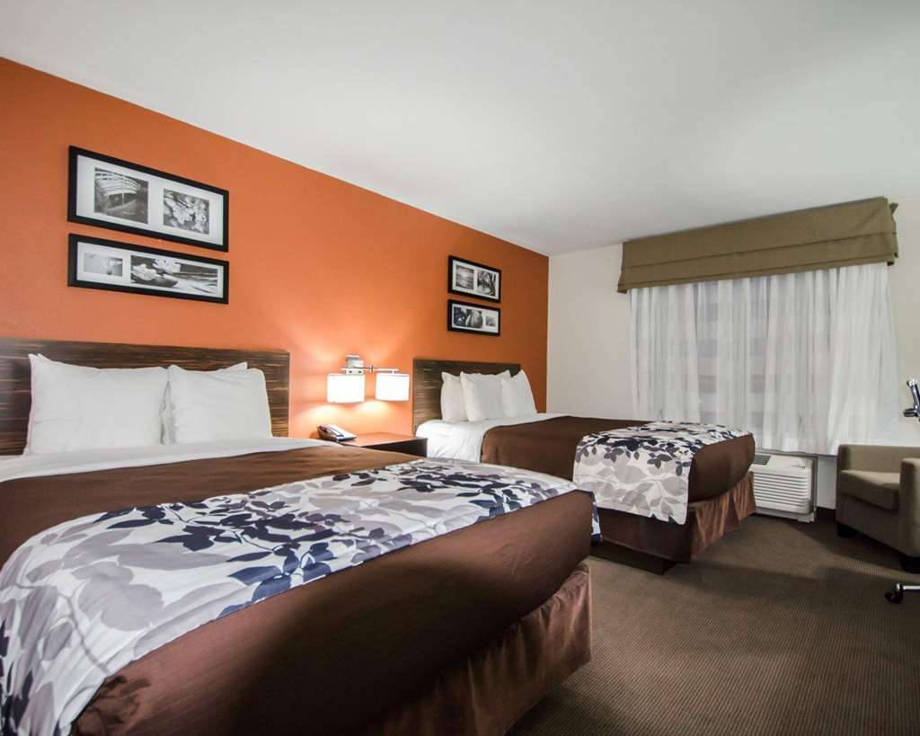 Sleep Inn & Suites and Conference Center Downtown - photo 9