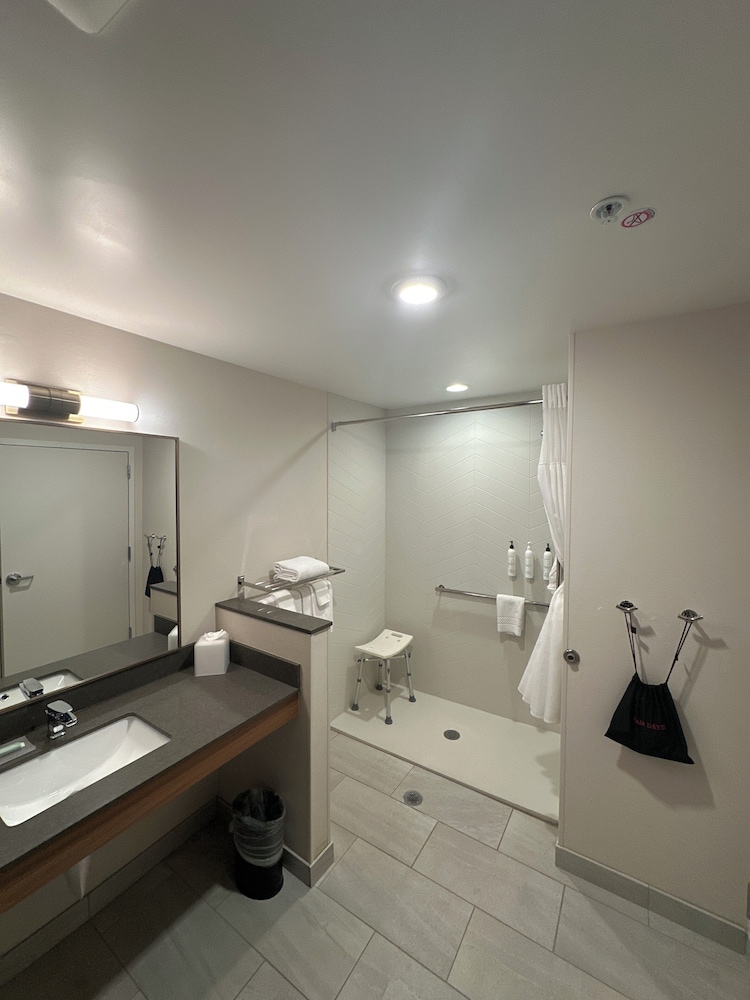 Fairfield Inn & Suites by Marriott Virgin Zion National Park - photo 24