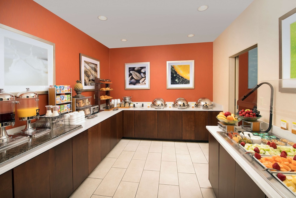 DoubleTree by Hilton Sterling Dulles Airport - photo 48