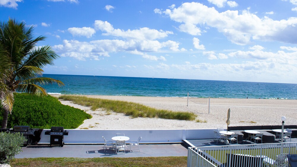 Coral Tides Resort - photo 139