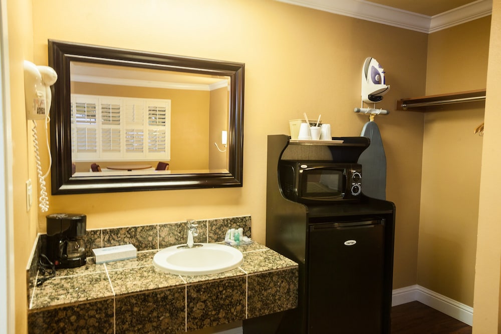 Hotel Stratford - photo 3