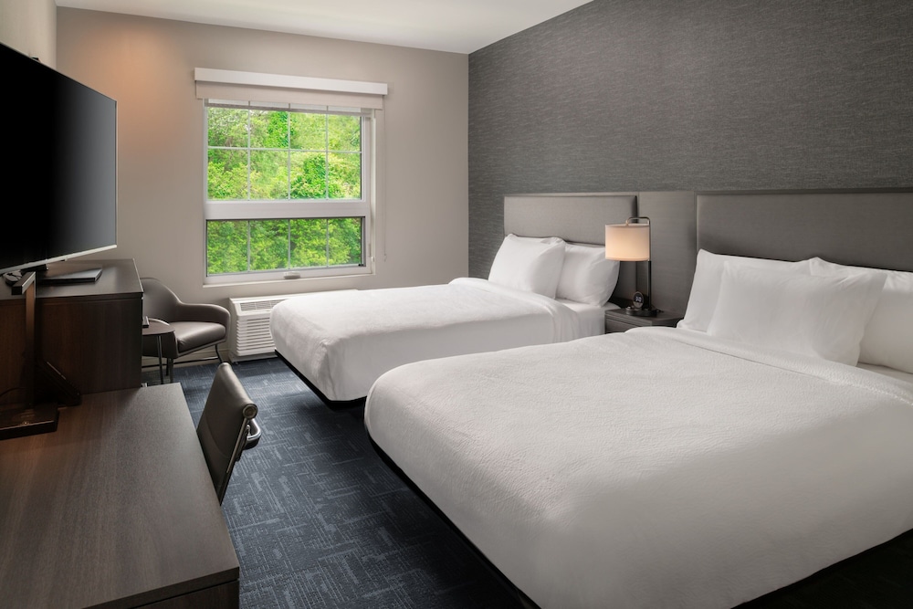 Fairfield Inn & Suites By Marriott Annapolis - photo 10