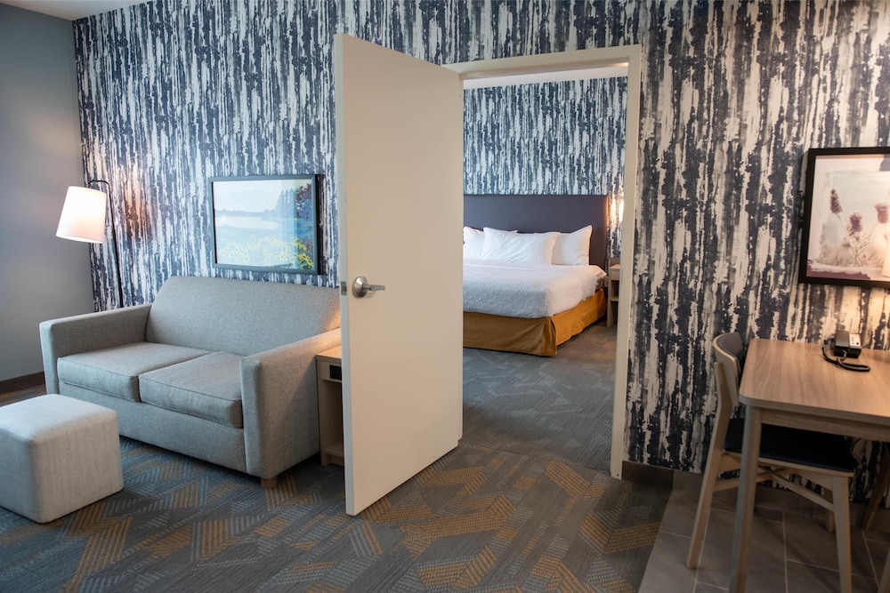 Home2 Suites by Hilton Effingham - photo 27