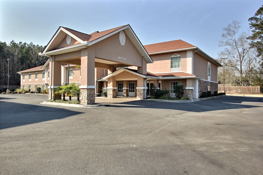 Magnolia Inn Suites Savannah Airport — Pooler