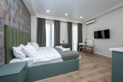 M&N Hotel