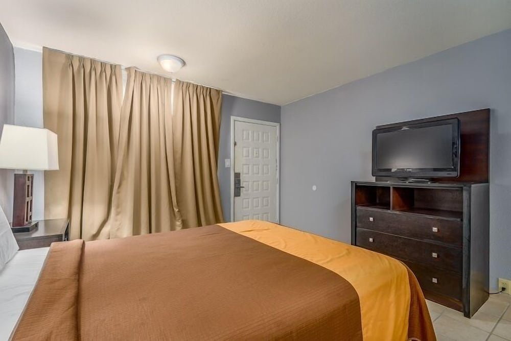 Extend a Suites & RV Park - photo 12