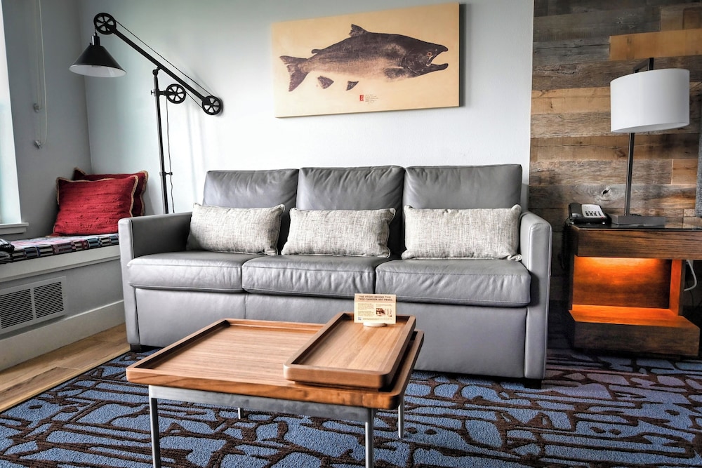 Cannery Pier Hotel & Spa - photo 20