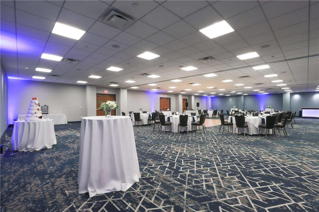 Radisson Plaza Hotel at Kalamazoo Center - photo 165