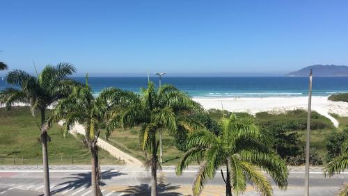 Apartamento CARIBE BRASILEIRO Praia do Forte De frente para o mar — 4-Star Luxury Hotel in Cabo Frio, Brasil