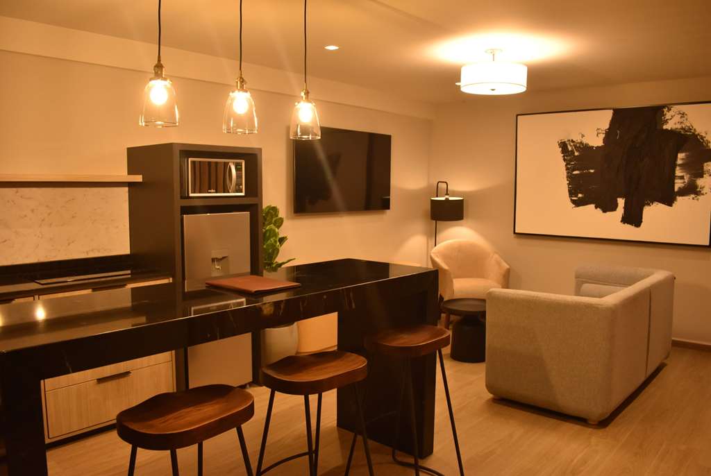 Guest room