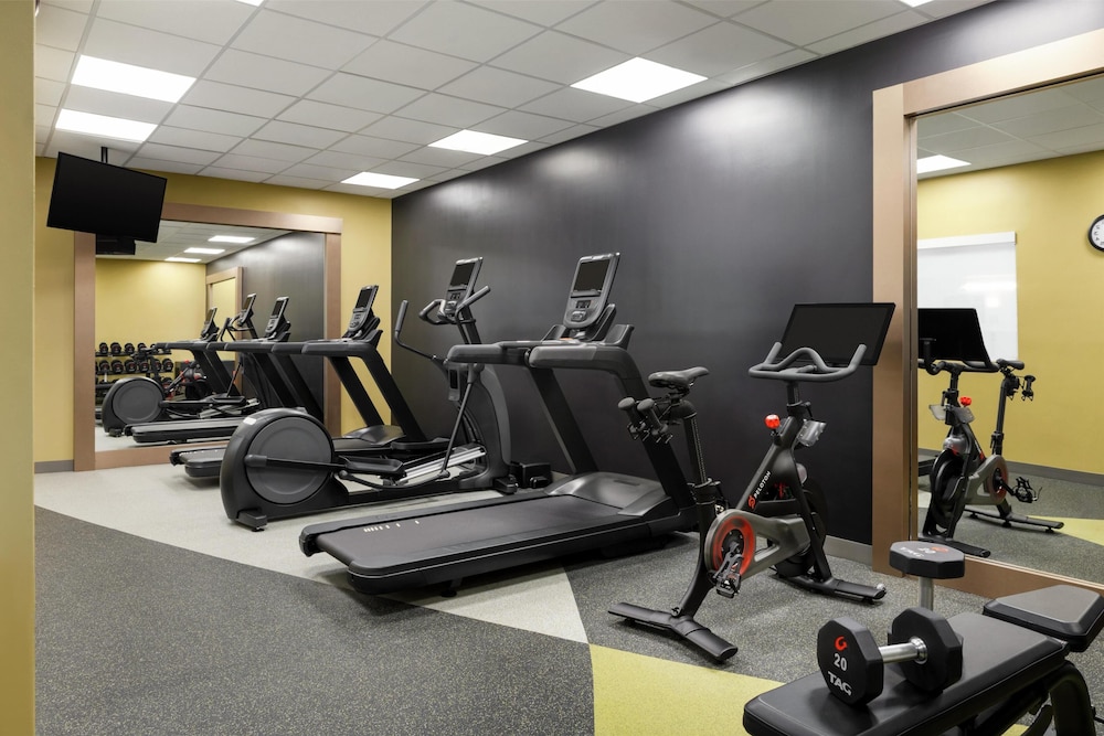 Hilton Garden Inn Riverhead - photo 28