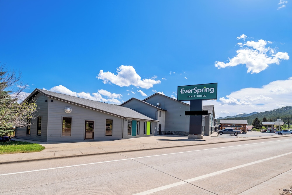 EverSpring Inn & Suites - photo 33