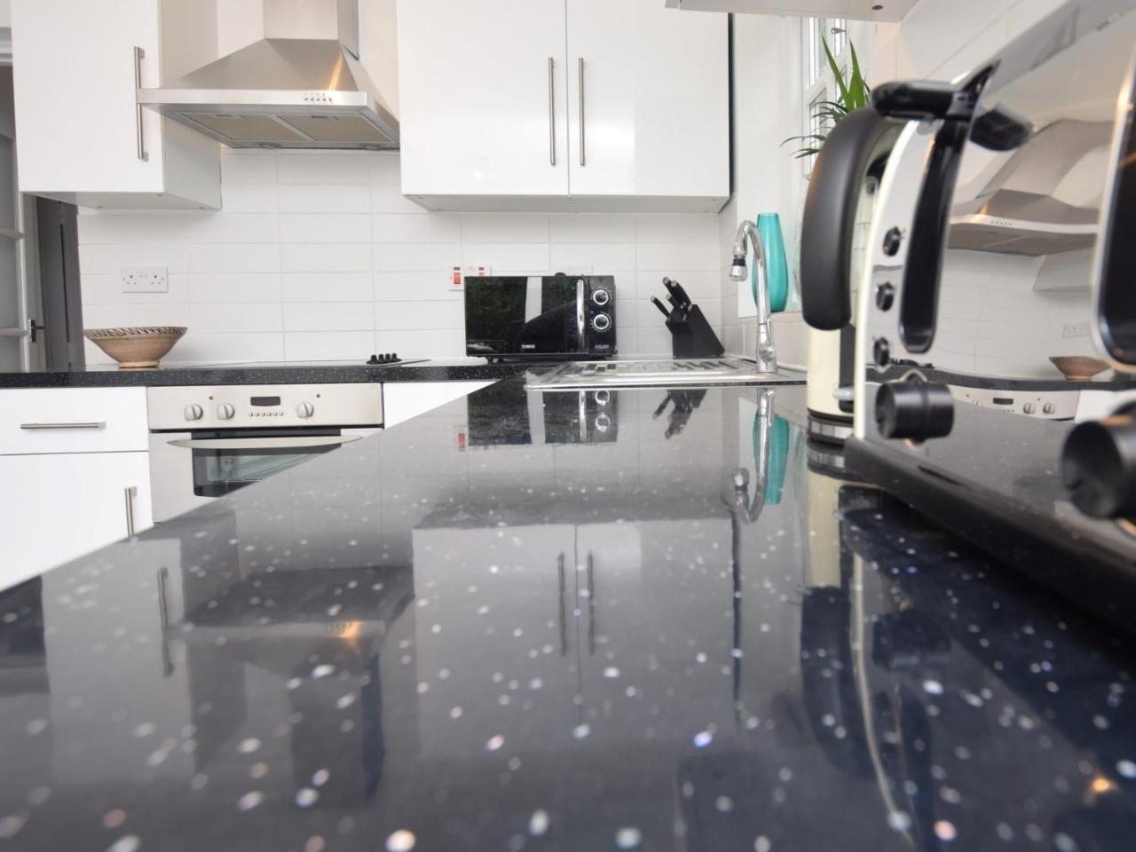 2 Bed in Wroxham 56104 — hotel in Hoveton