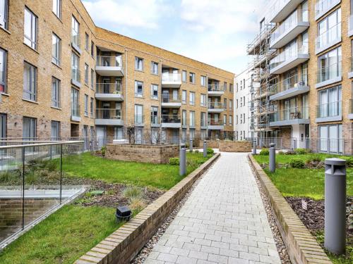 Apartment Indescon court apt by Interhome — 4-Star Luxury Hotel in London, United Kingdom