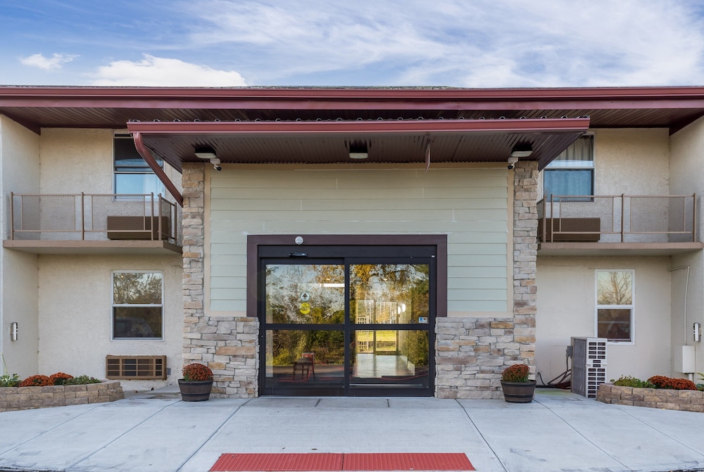 Red Roof Inn Richmond IN - photo 28