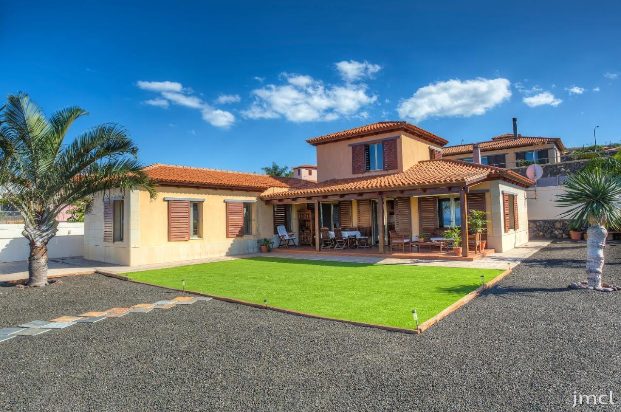 Casa Tagoro Facing the Ocean — 4-Star Luxury Hotel in Tacoronte, Spain