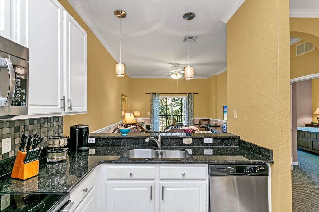 3 bedrooms condo in gated resort Bahama Bay - photo 12