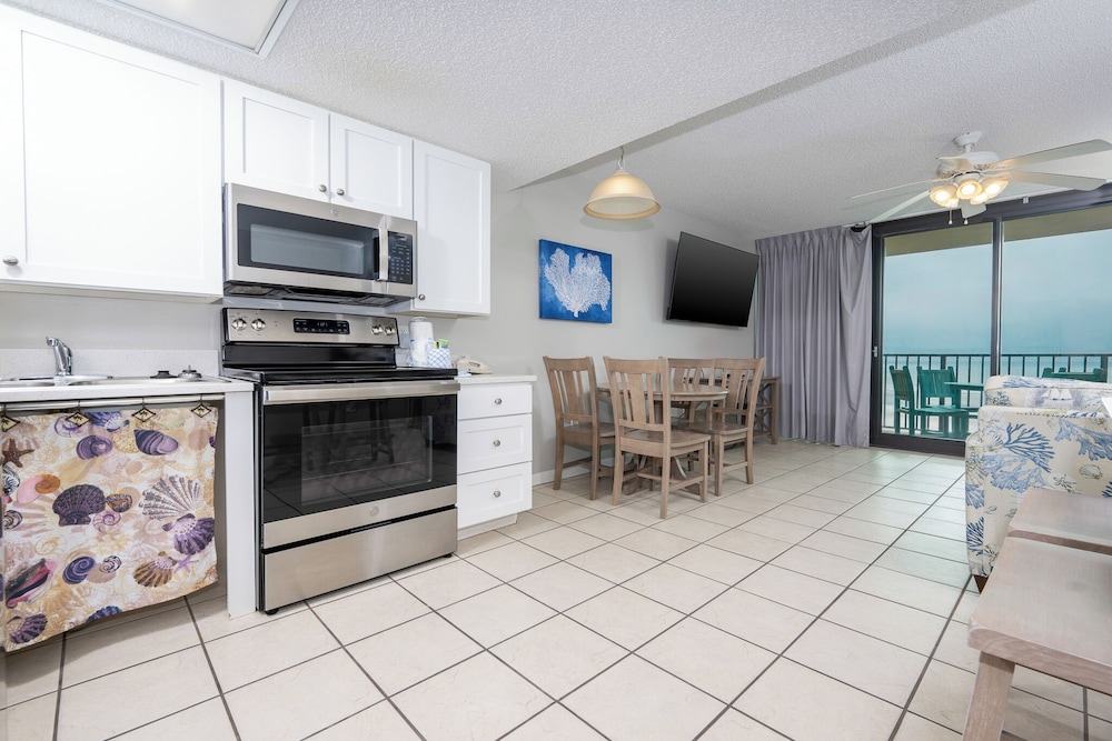 Phoenix All Suites West Hotel - photo 10