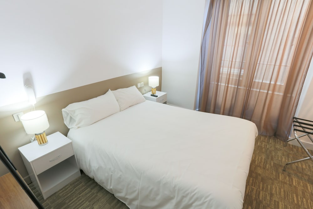 Hotel du Clocher — hotel in Rodez