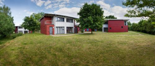 Basiskulturfabrik Oko Hotel — Neustrelitz