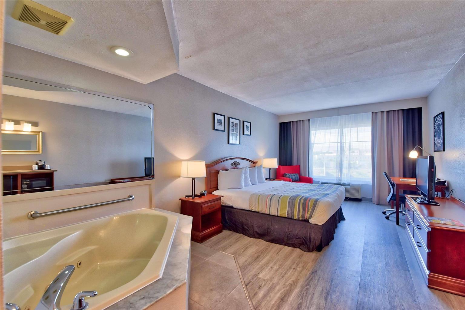 Country Inn & Suites by Radisson Ocala Southwest - photo 16