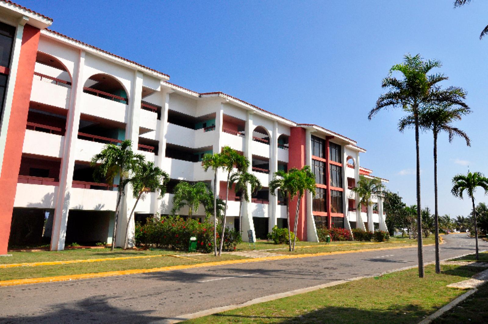 Cubanacan Club Acuario in Havana, Cuba