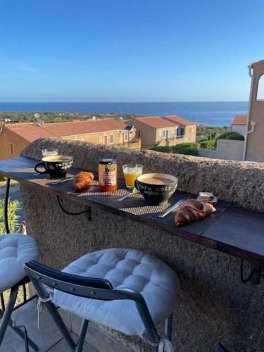 Studio Vue Mer a Sant’ambroggio Lumio in Lumio, France