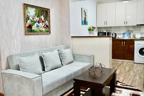 Second House Rustaveli