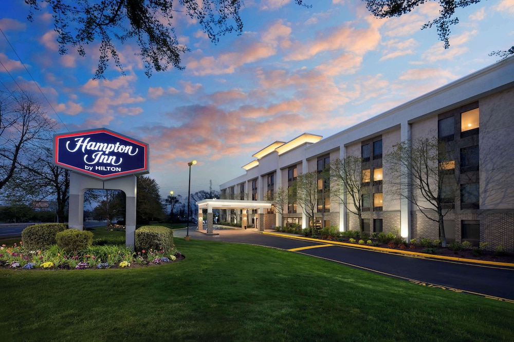Hampton Inn Long Island Islandia — hotel near Long Island MacArthur Airport
