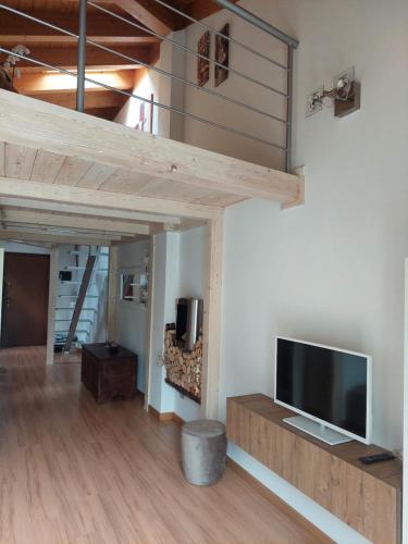 Loft Open Space Adele Tirano Centro Storico — 4-Star Luxury Hotel in Tirano, Italy