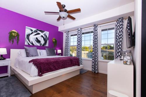 Amethyst Hearth Family Spa Serenity Zoo Beach Disneyland Legoland — hotel in Vista