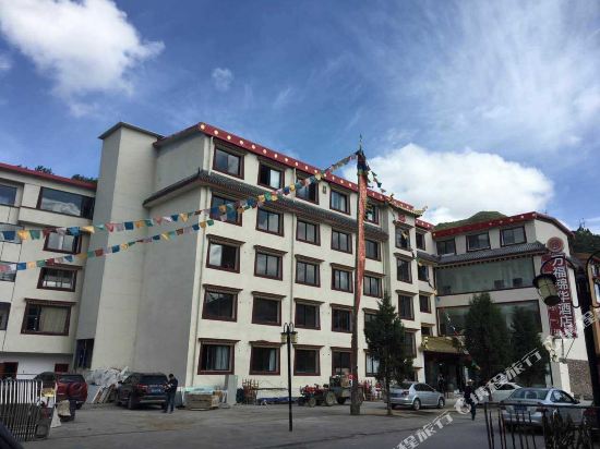 Wanfu Jinhua Hotel in Jin'an, People's Republic of China