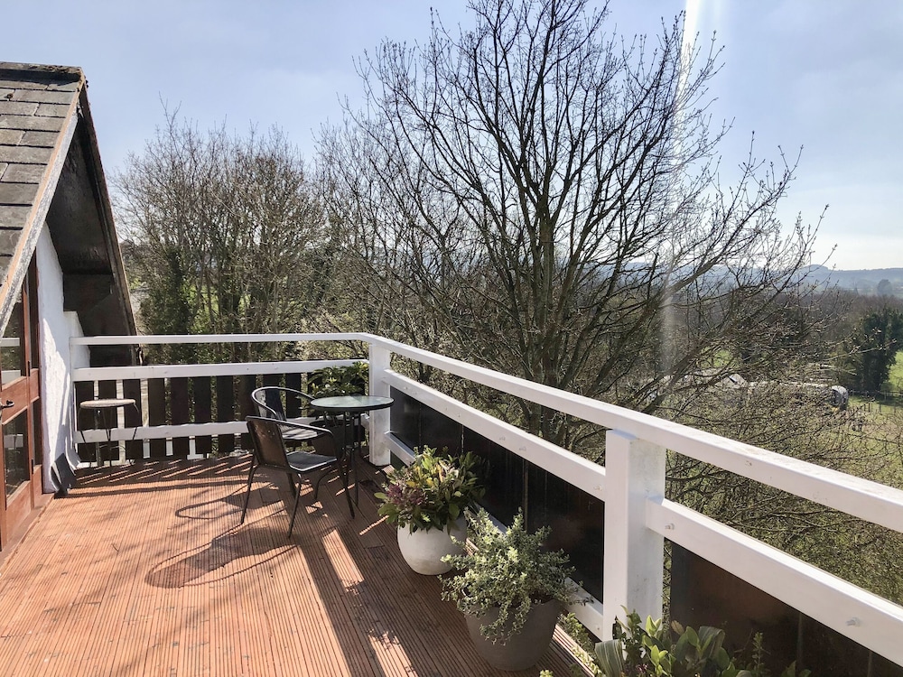 Hillfort — 4-Star Luxury Hotel in Ruthin, United Kingdom