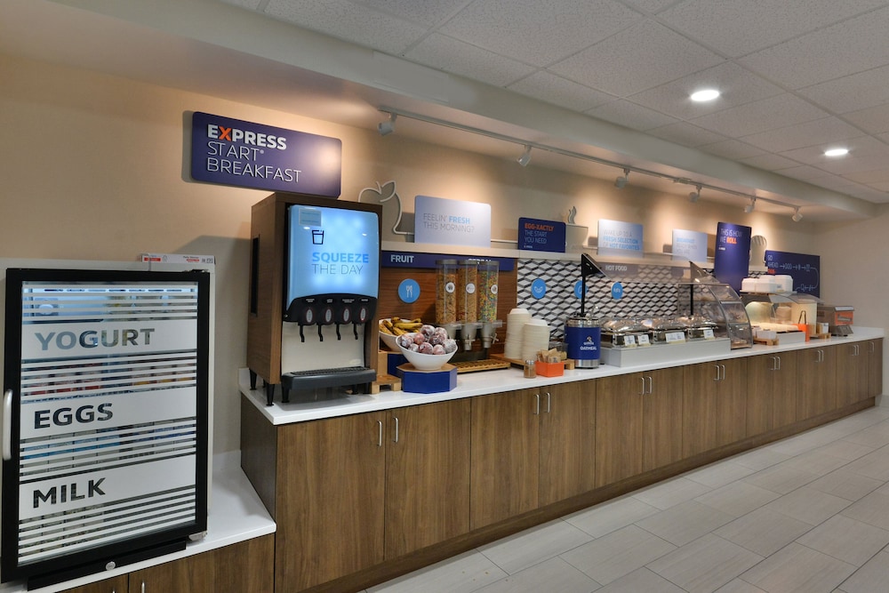 Holiday Inn Express Richmond I 64 Short Pump Area by IHG - photo 34