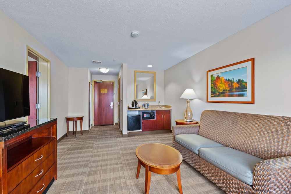 Hilton Garden Inn Starkville - photo 61